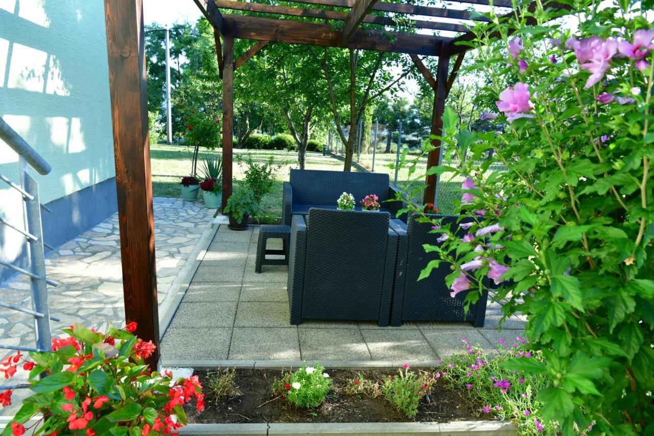 Guest House Jagoda ราโควิซา ภายนอก รูปภาพ