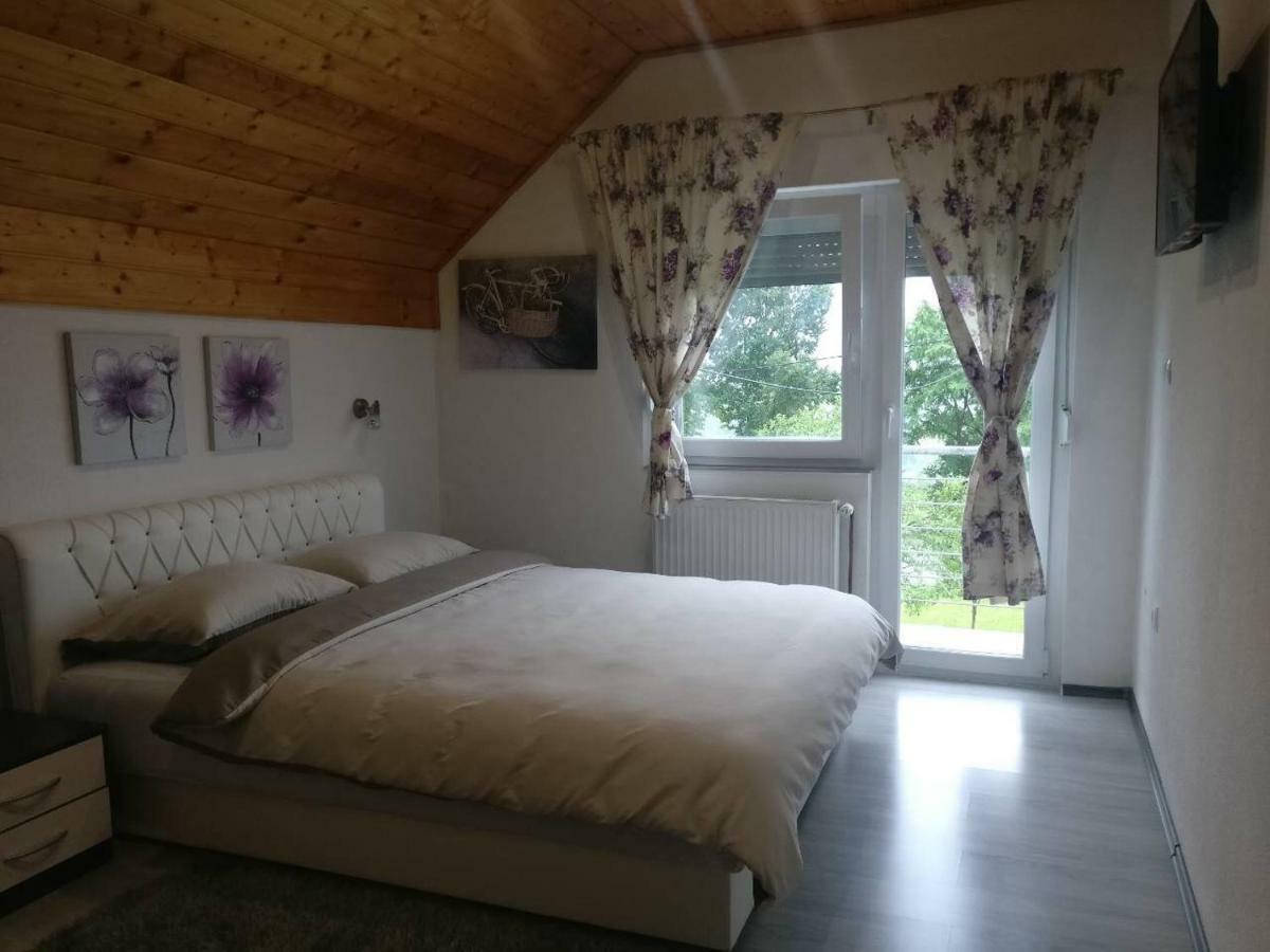 Guest House Jagoda ราโควิซา ภายนอก รูปภาพ